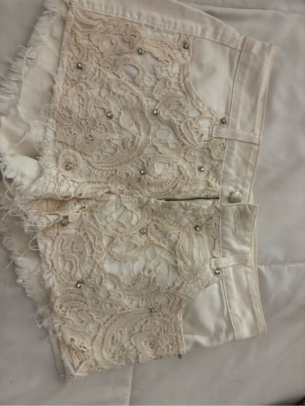 Guess White Denim Shorts with Logo Patch